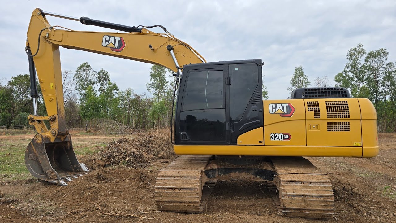 ขายเปลี่ยนสัญญา #CAT320GX 200,000บาท เหลือ36งวด/76,050บาท  0625870434 #เก่งฝากซื้อขายรถทั่วไทย