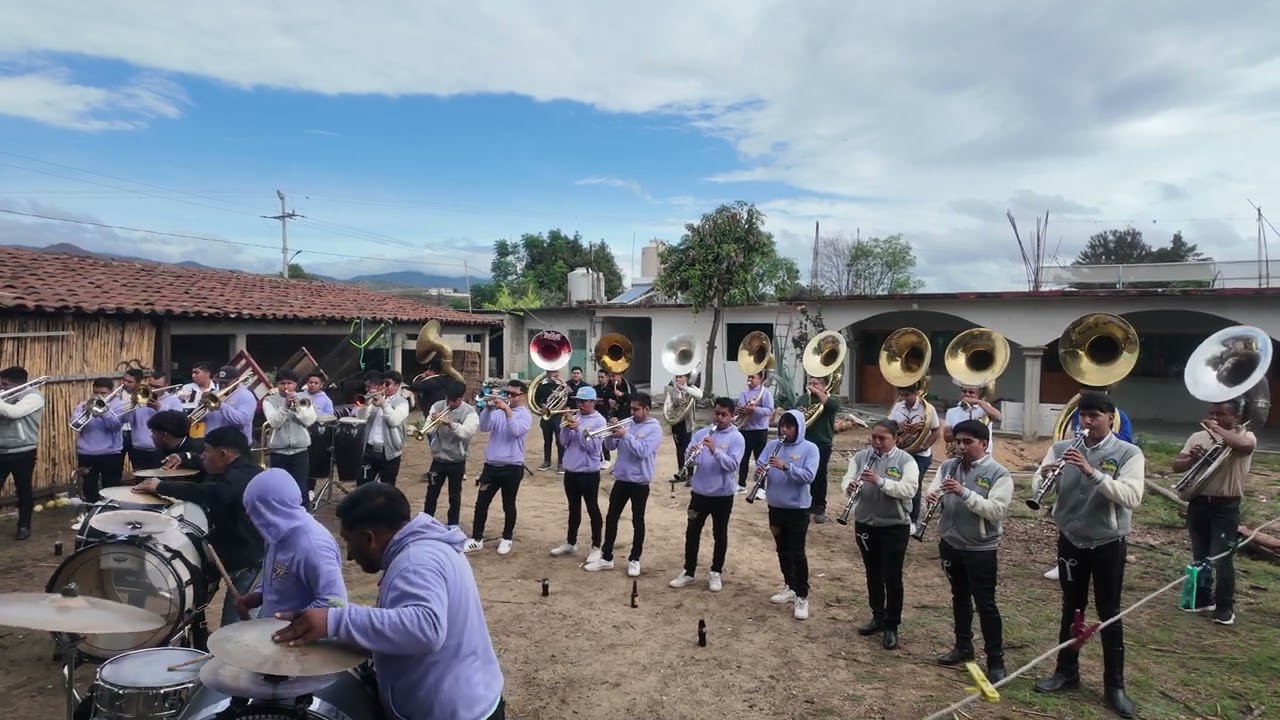 Banda Tx FT Banda La Tierra de Oaxaca, Ni Una Sola Palabra