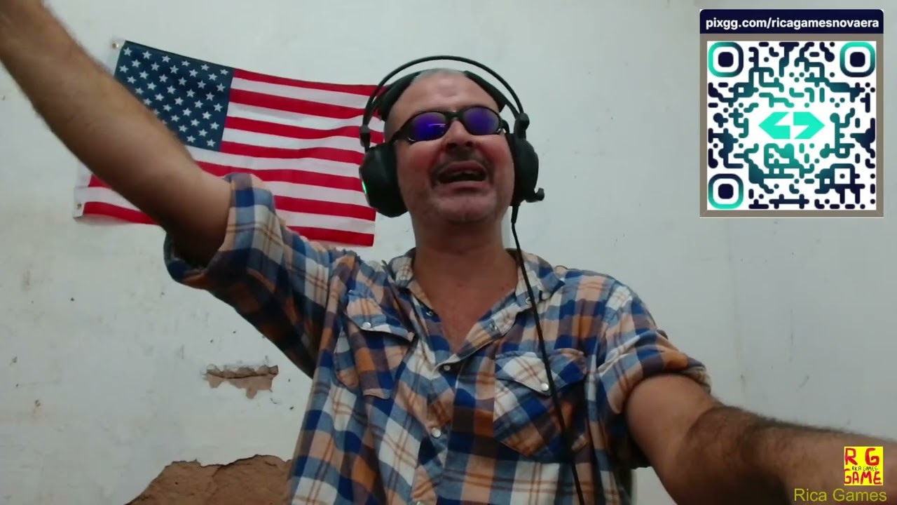 Rica Games conta que era humilhado pelo pai, Noel Games, que mandava ele desligar o computador!