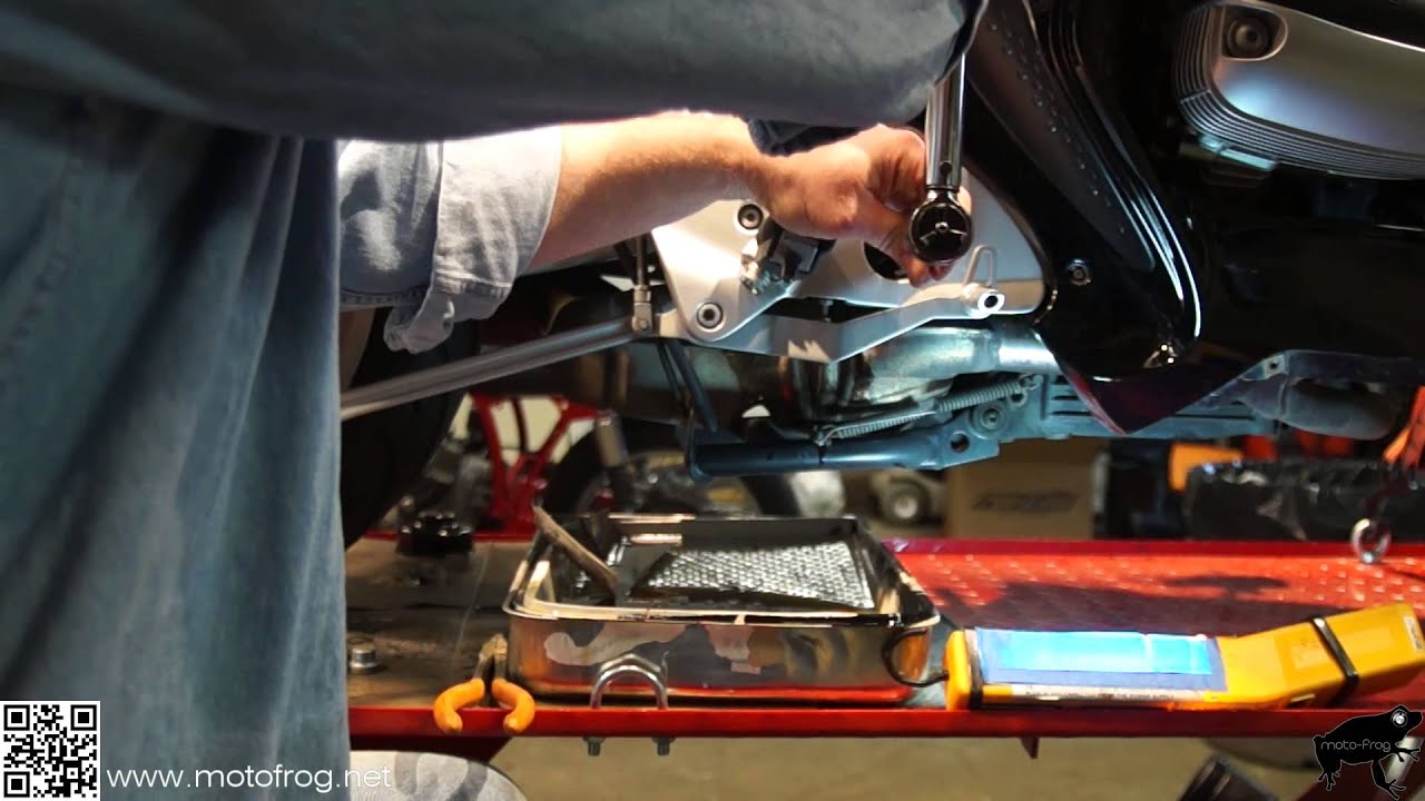 BMW R1100RT Gearbox Oil Change