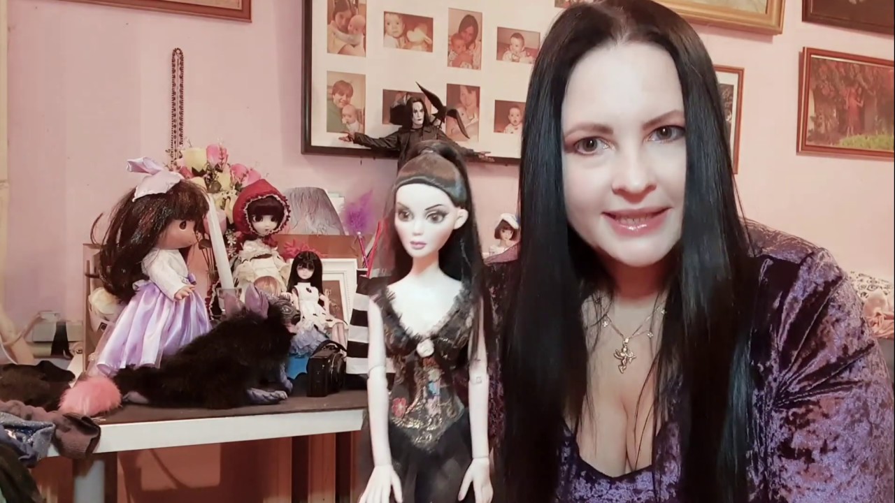 Tonner dolls. Evangeline Ghastly Dreamestate.
