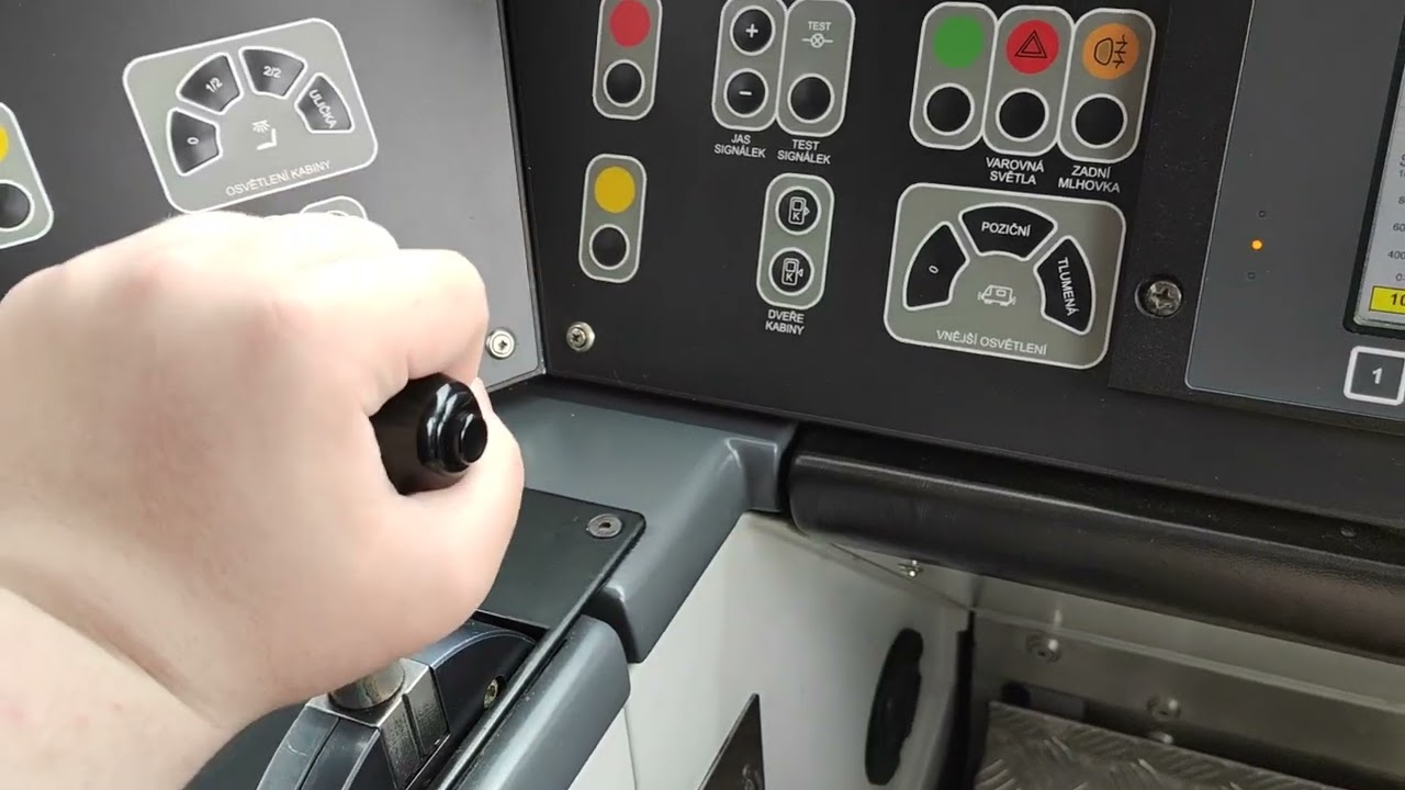 15T4  #9332  [DPP Praha] Den otevřených dveří ve Vozovně Vokovice