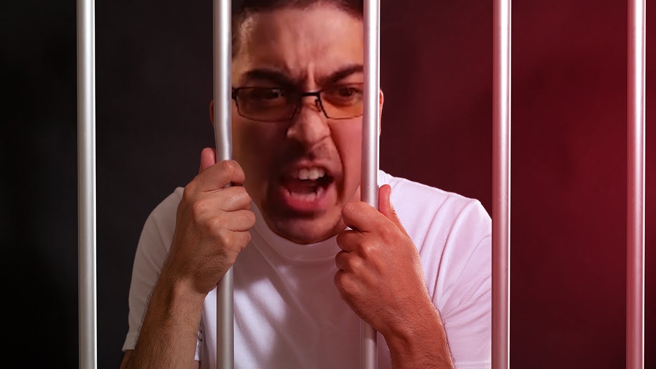 GET. ME. OUT!!!!!!!!!!!!! (must watch)