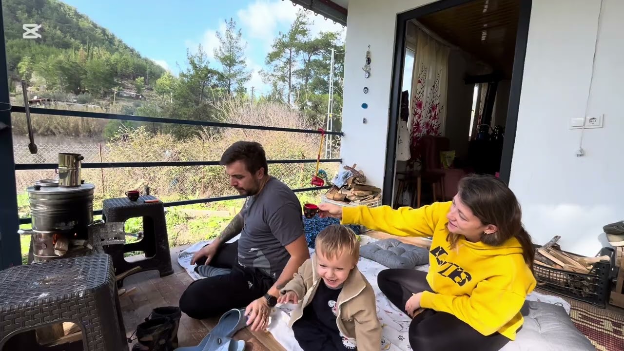 Bahçe evinde güzel bir hafta sonu eğlencesi bolca curcuna içerir #home #baby #music #babygirl 