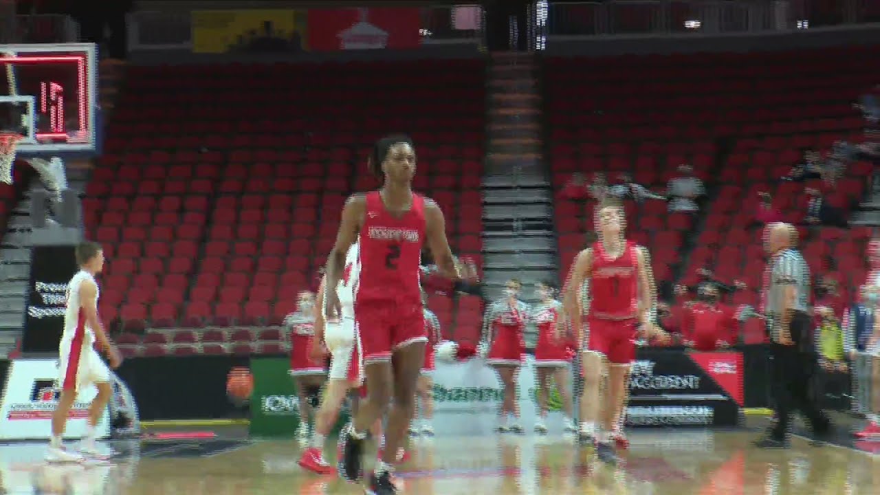 Assumption's Emarion Ellis proving why he is the best player in the state of Iowa
