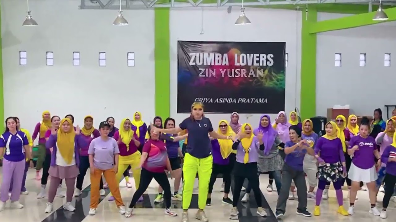 Zumba Kreasi Dokter Cinta Instruktur Zin Yusran Makassar