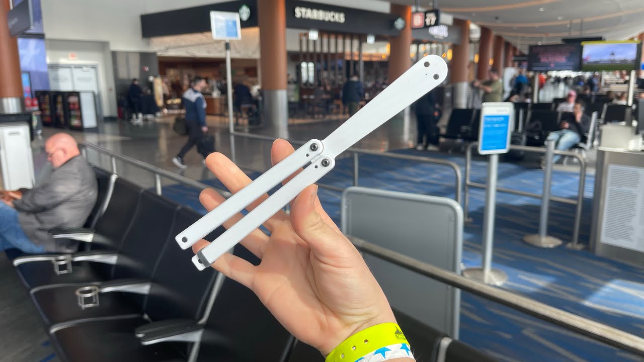 Balisong Flipping In A Airport