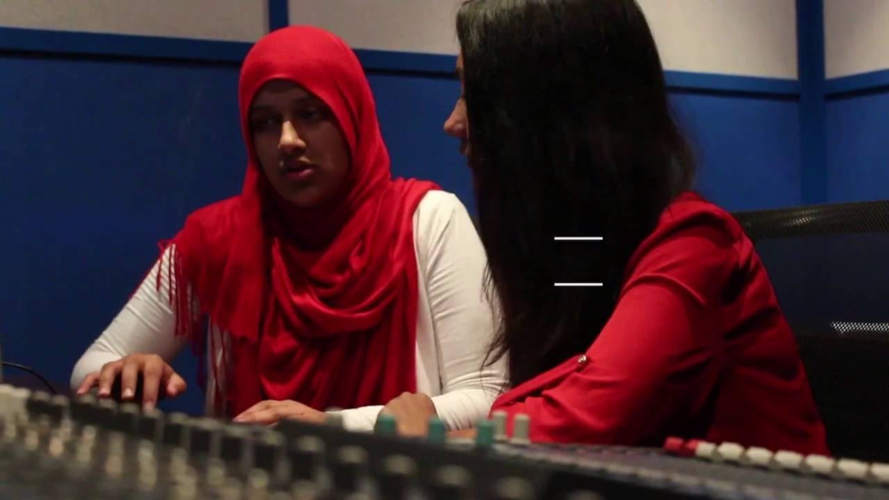 Print and Electronic Journalism - School of Media and Communication - MAHE Dubai
