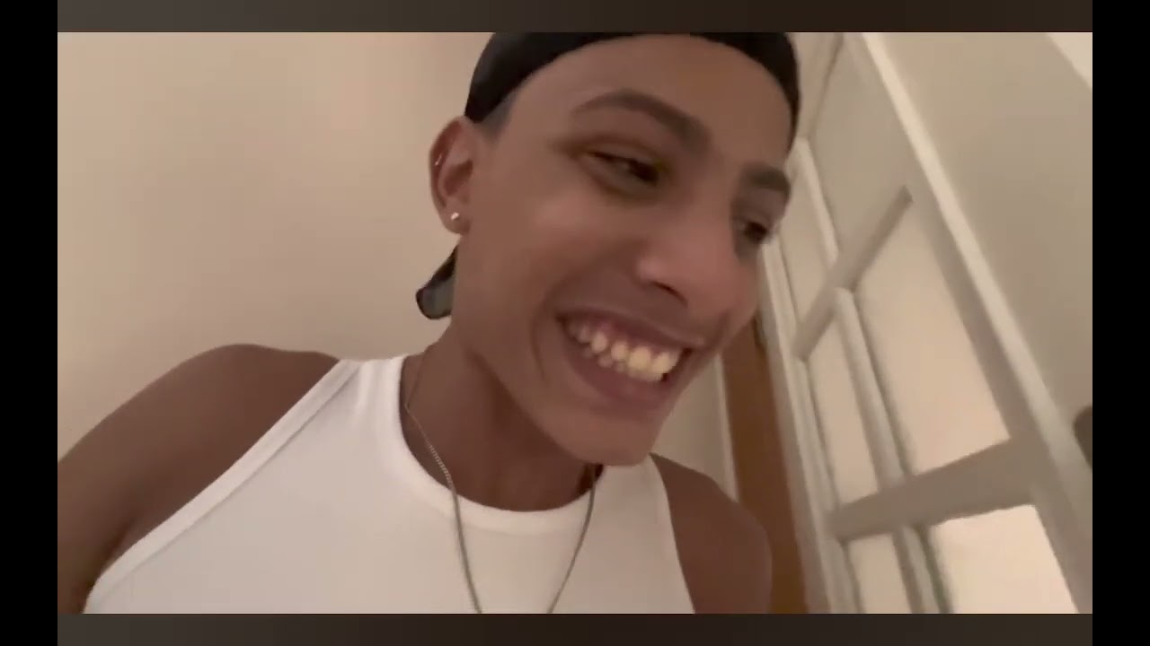 O fidelixs espionando o casal kishino kkk foi demais  gente vai na descri&ccedil;&atilde;o do v&iacute;deo
