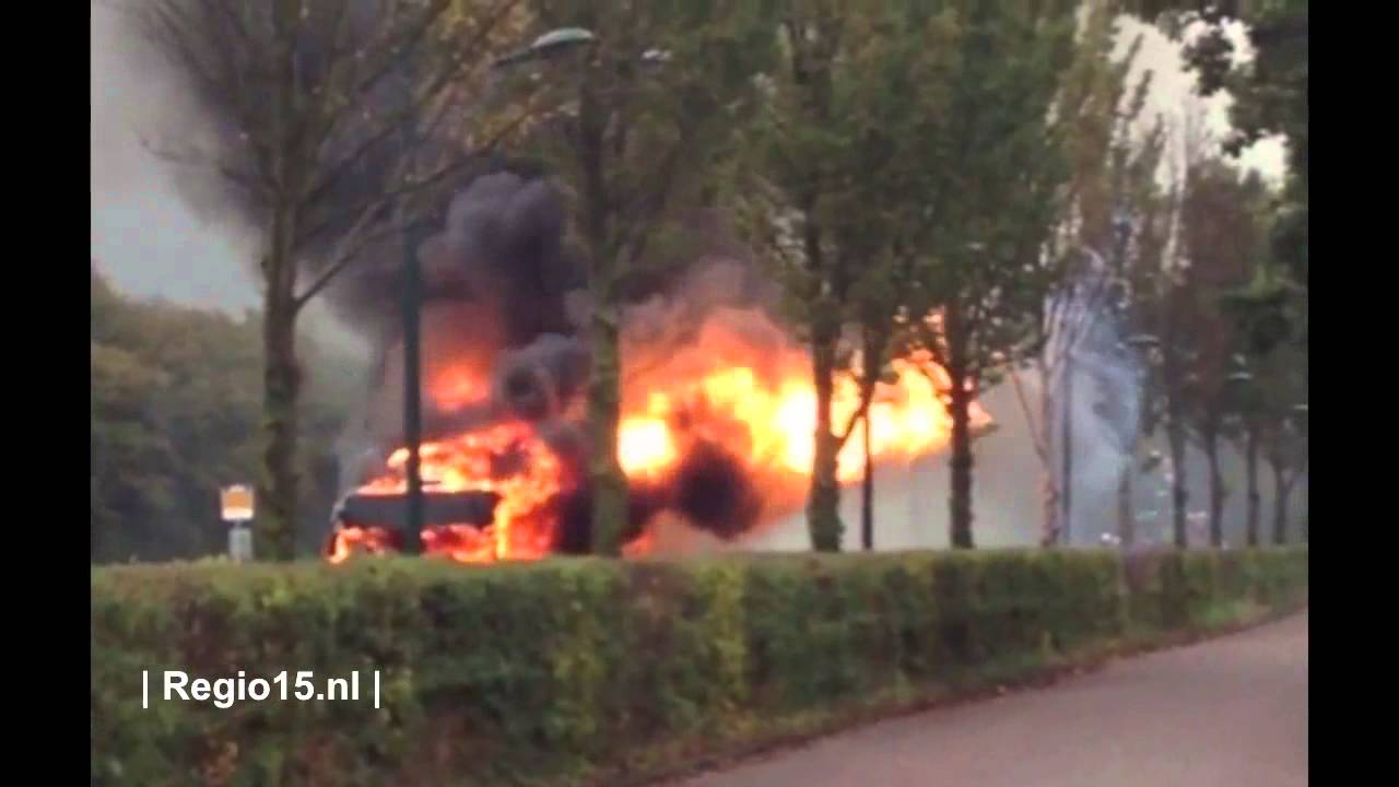 Incendio en un autobus de gas natural