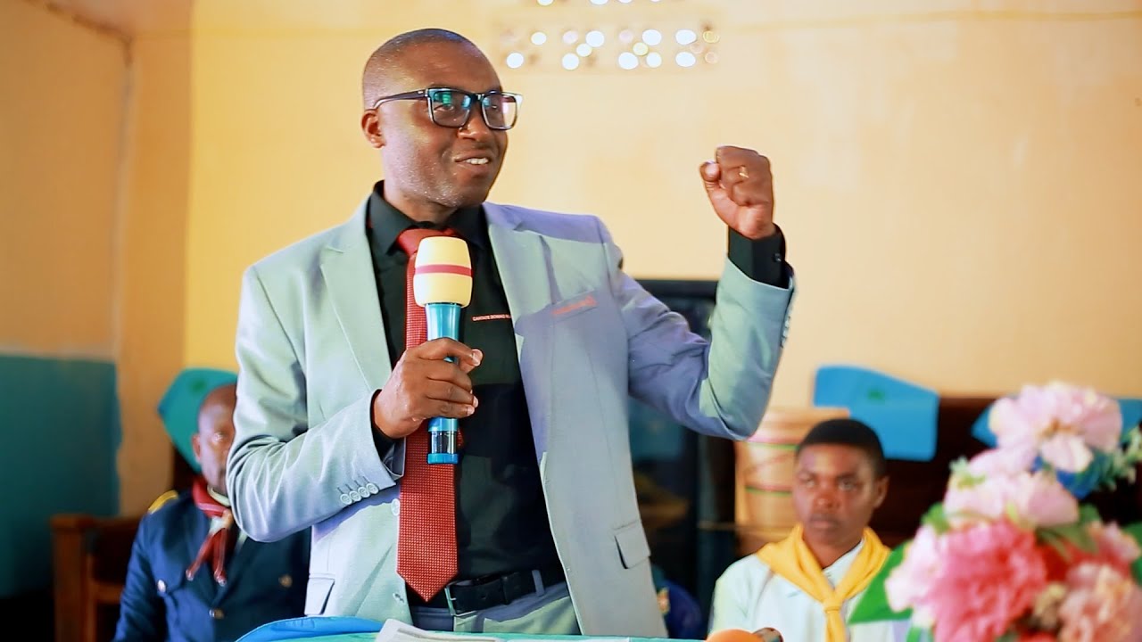UMUSHYITSI: IBYIGISHO BIYOBORA ABAKUZE KWIGA BIBLE / GARUKA MURUGO USHIME