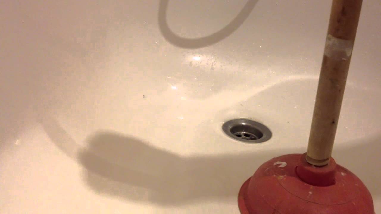 D&eacute;boucher une canalisation - Astuces plomberie: D&eacute;boucher facilement une canalisation