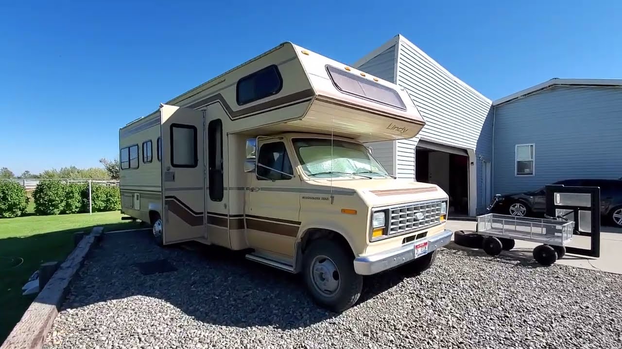 How do I fix this!? 1988 Ford RV