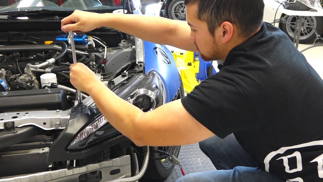 Фары Spec-D для Scion FR-S — видео по установке