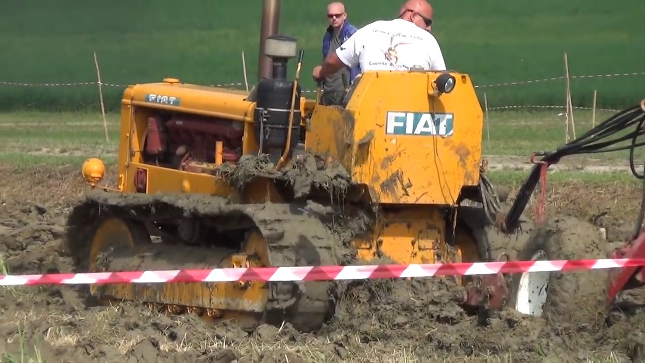 Si ara nel fango con 140 cavalli! (o forse anche di più...)