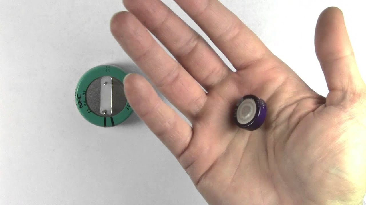 Capacitors and Capacitance (Micro Lesson)