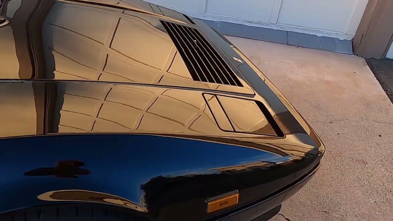 1986 Ferrari 328 GTS - ColdStart