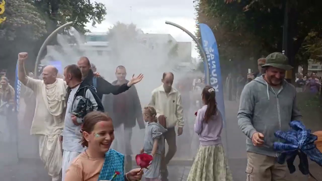 Радхаштами 2025. Харинама в Каунасе. Часть 1