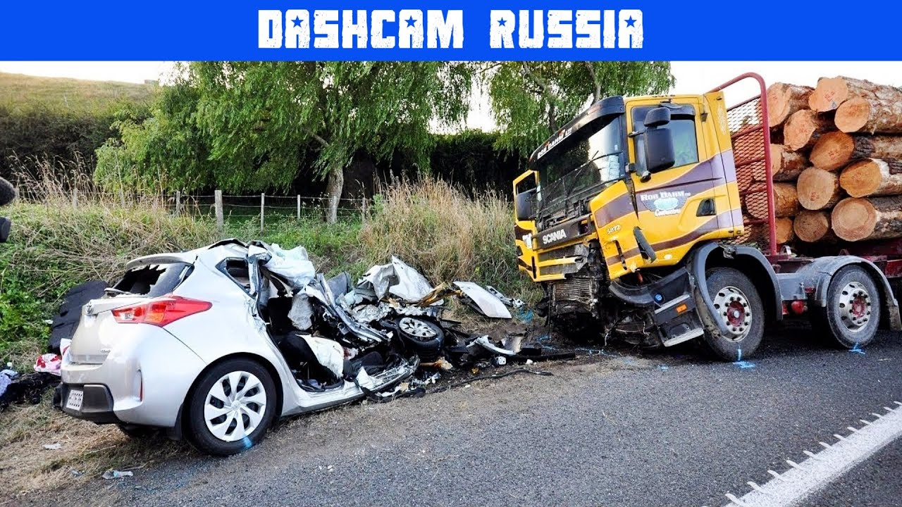 DASHCAM RUSSIA 2020 & CAR CRASH COMPILATION Dezember 2020 [№ 38]