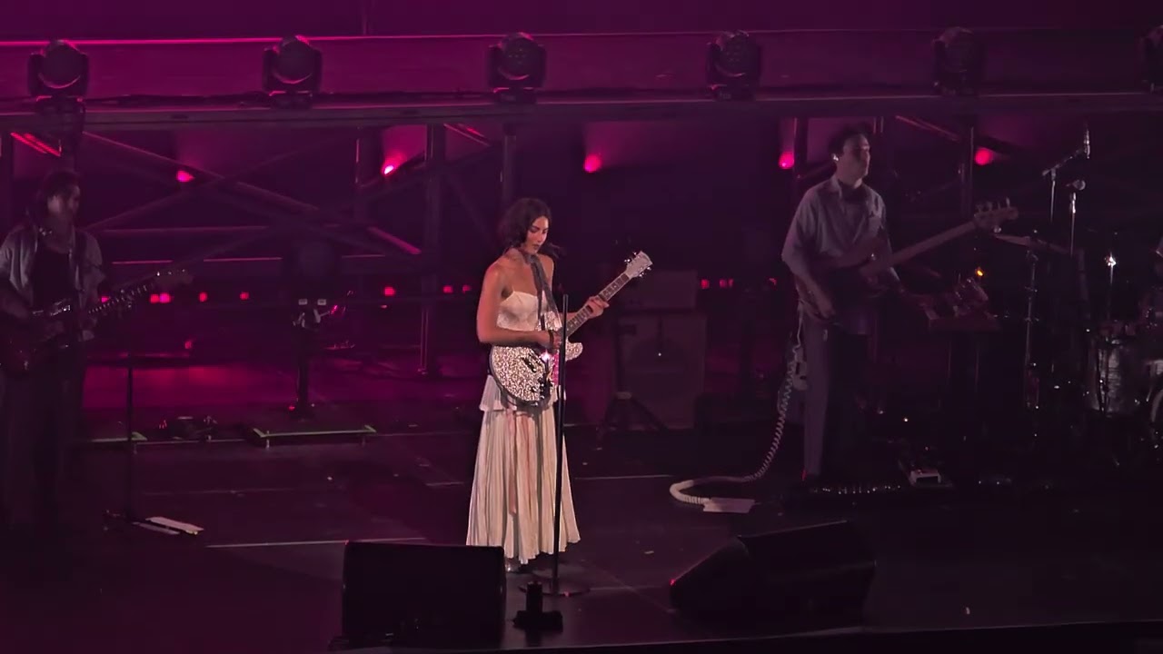 Gracie Abrams - Close To You (Mexico city) 26/08/2025