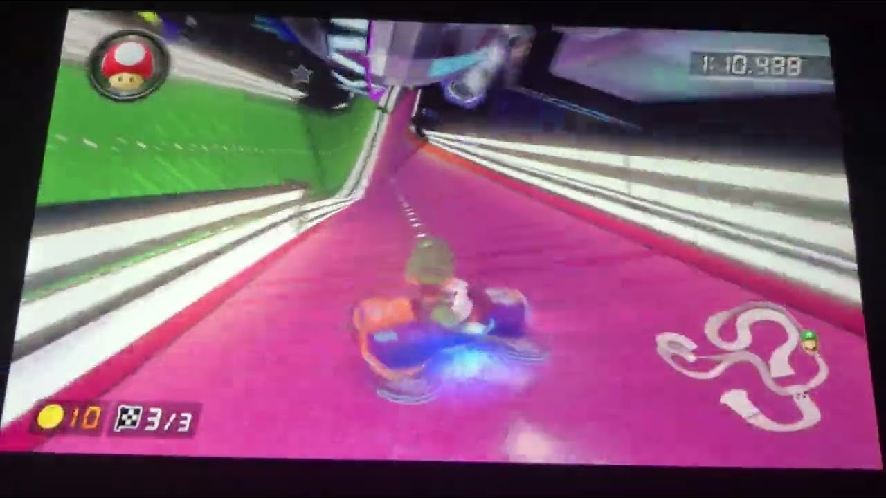 Record Tie: Electrodrome [200cc] - 1:23.985 - James (MK8DX 20th Worldwide & 8th American)