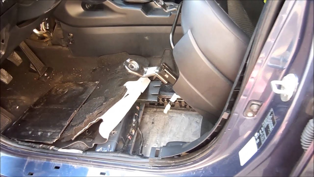 Saisie de drogue à Halluin : les caches aménagées dans une voiture