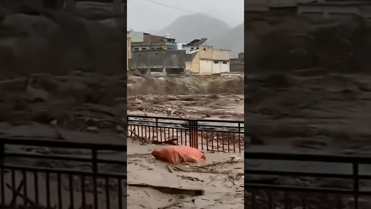 Unbelievable🌊floods🌊 caught🌊on🌊camera🌊😱 #viral#trending#floods #flood #Disaster #nature #viralmoment