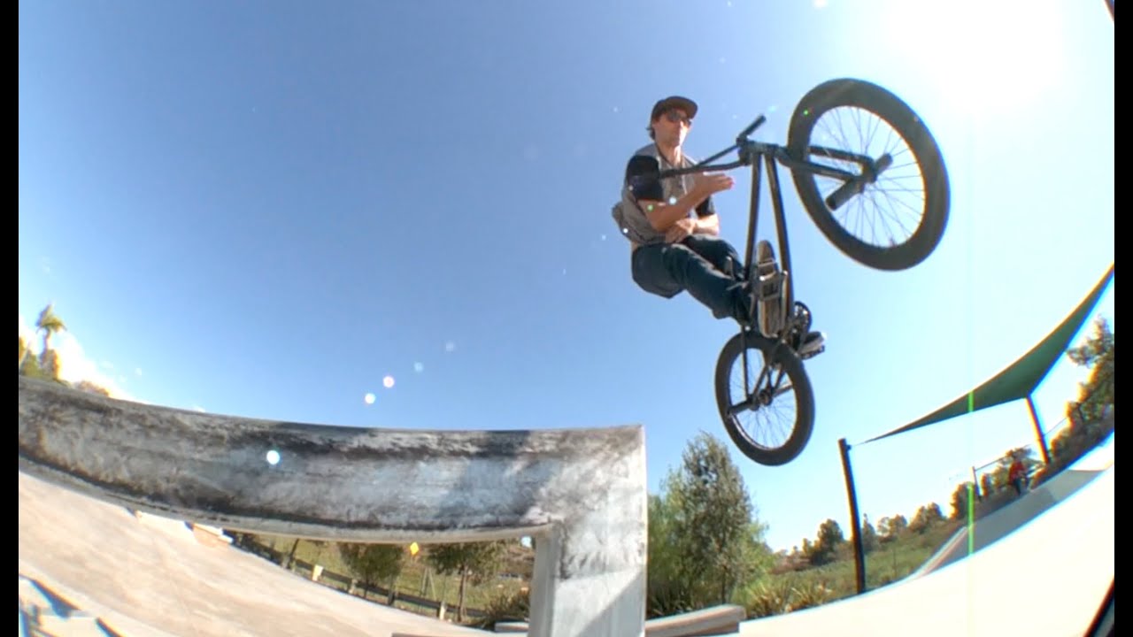 BMX - Garrett Reynolds' Street Style