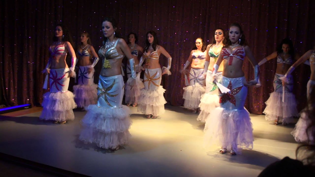 Танец с веерами // Oriental fan dance