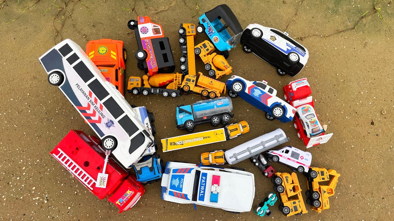 Mencari Mainan Truk Molen, Truk Tangki, Truk Towing, Truk Pasir, Mobil Polisi, Bus Polisi, Bajai