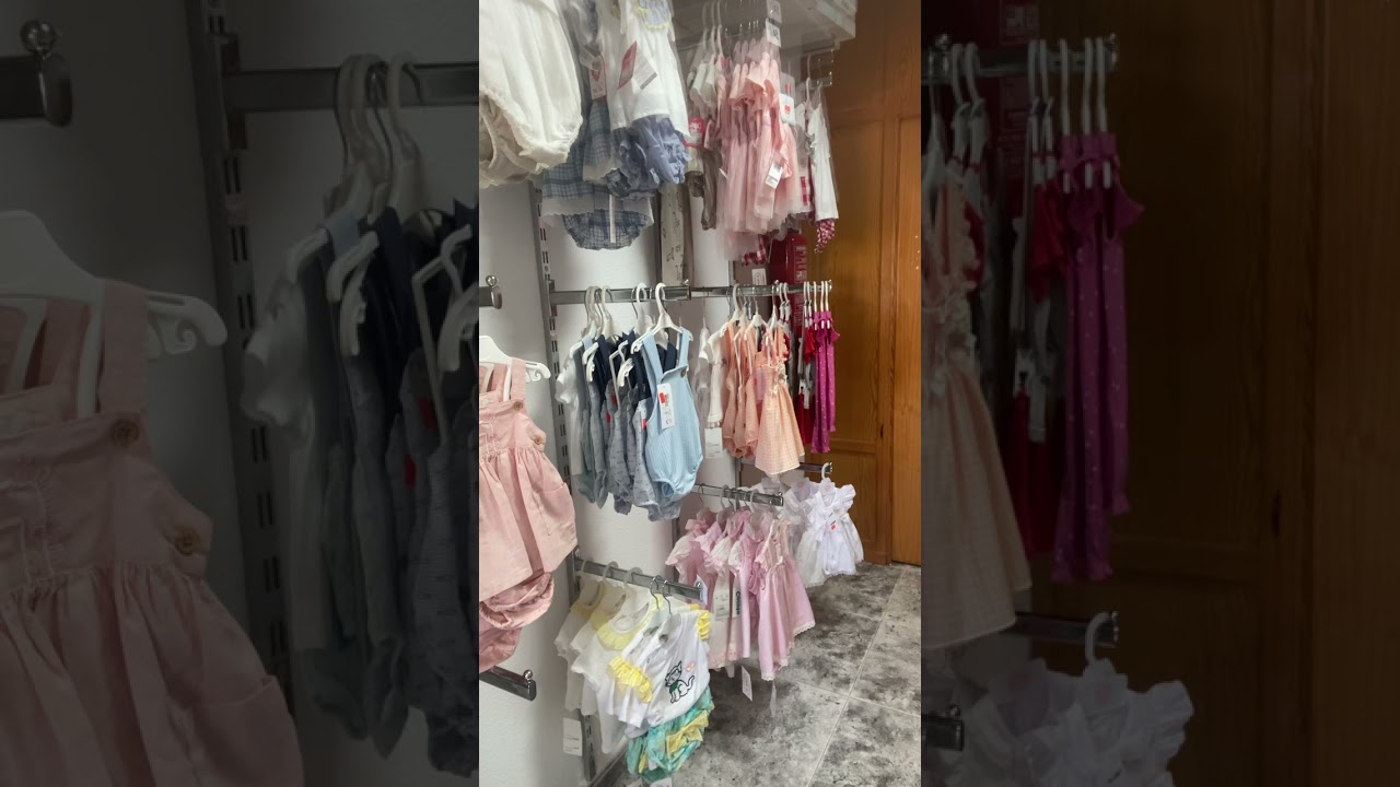 Ropa y complementos de beb&eacute;