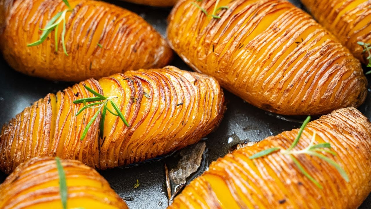 Schnelles Hasselback Kartoffeln Rezept (mit 3x Dips)
