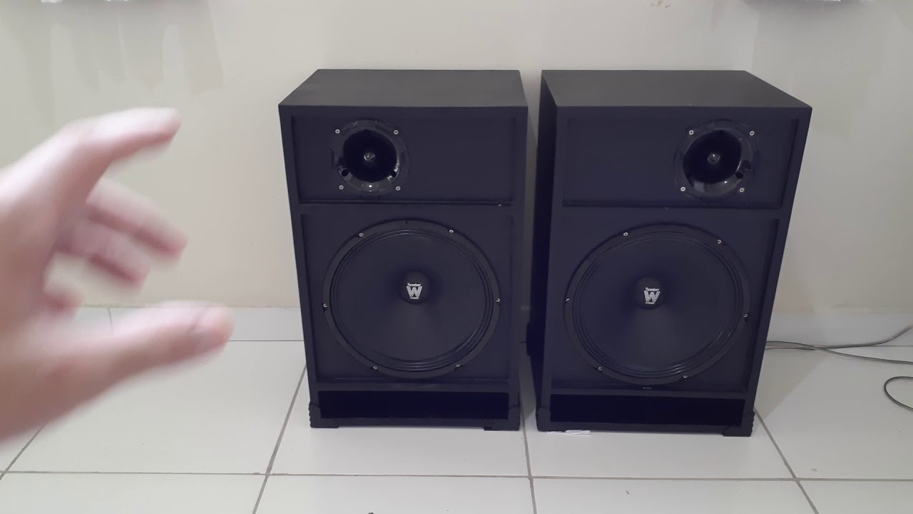 Som montado em casa amplificador wvox e ths 1800 alto falante bomber 125 super tweeter bomber