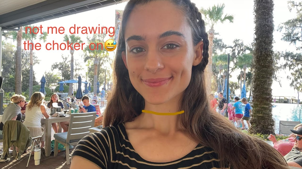 Ignore the fact that I’m not wearing my choker😃👍 #livemusic #singer #musician