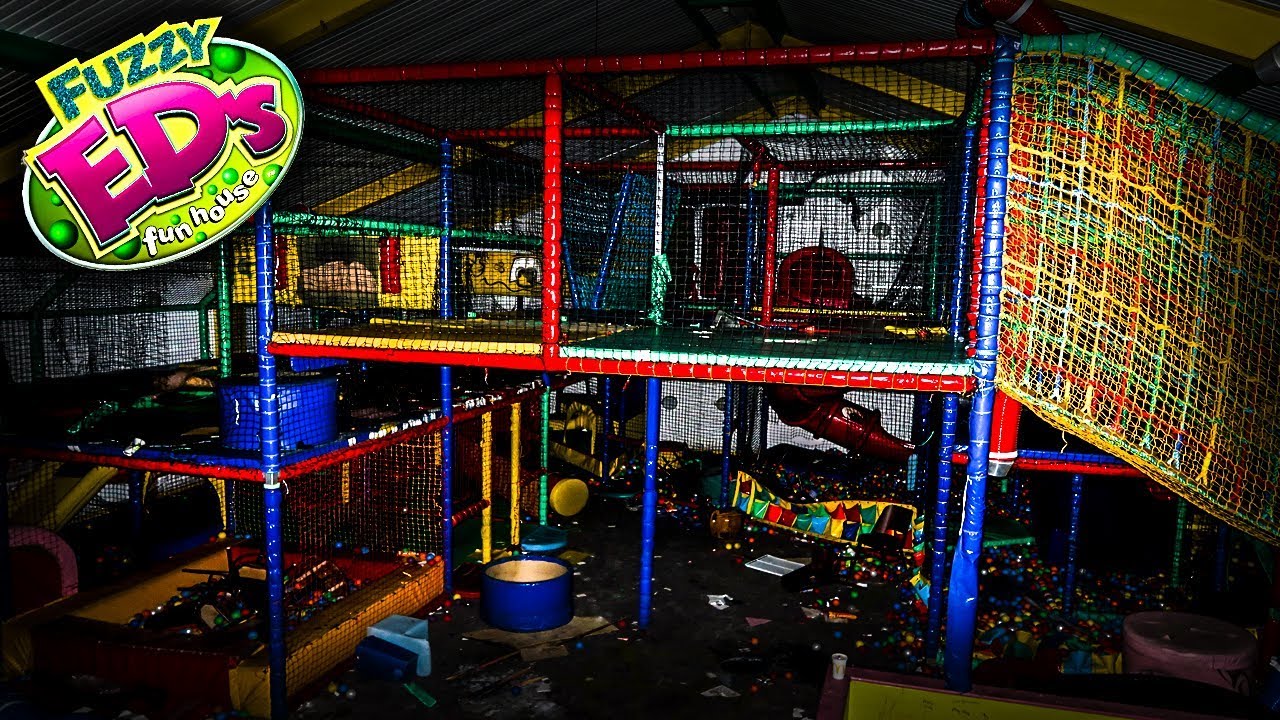 Abandoned Wacky Warehouse | SO MUCH FUN!!