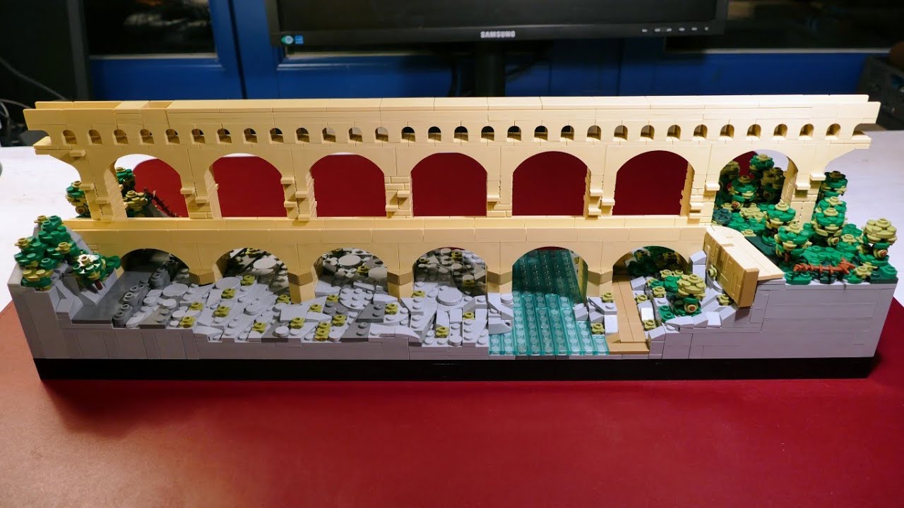 I built BlueBrixx set 106671: Pont du Gard