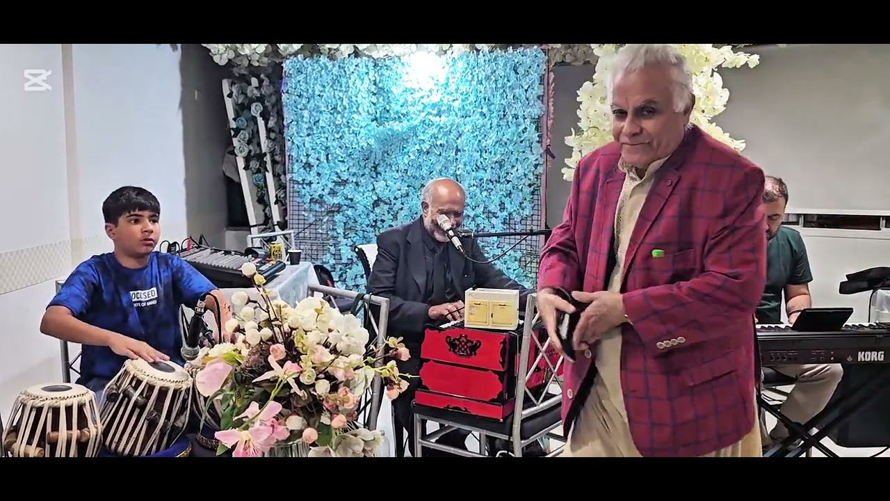 آهنگی زیبای به آوازی دلنشین استاد سرمدی صاحب، گر زلف پریشانت در دست صباح افتد.