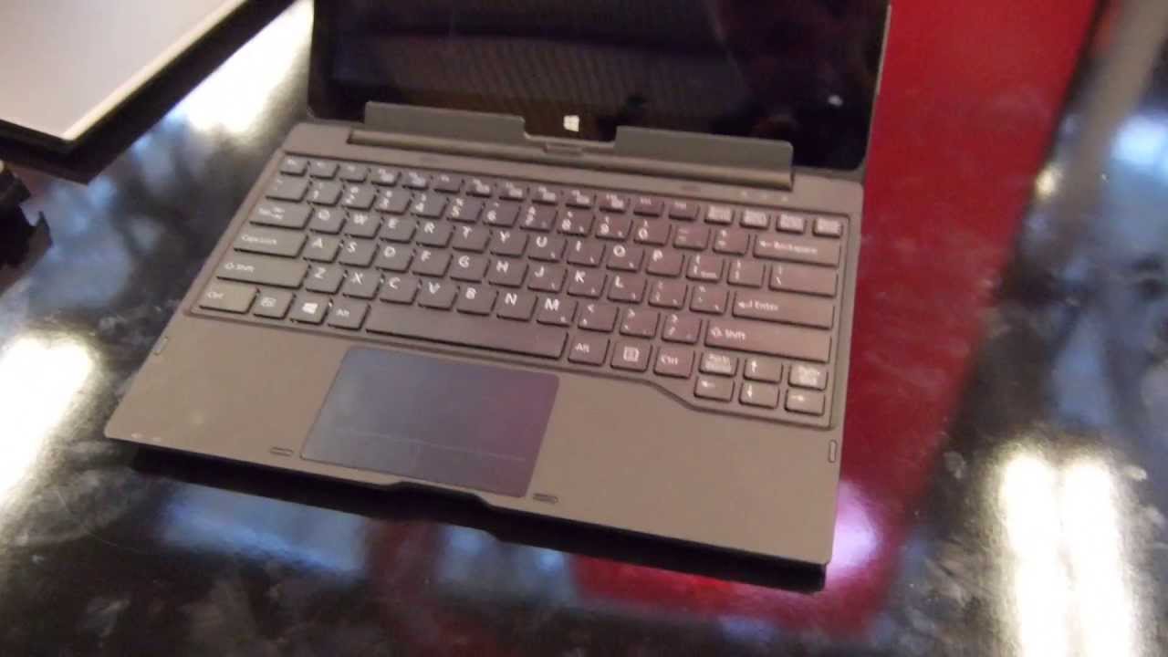 Fujitsu Stylistic Q704 Hands On