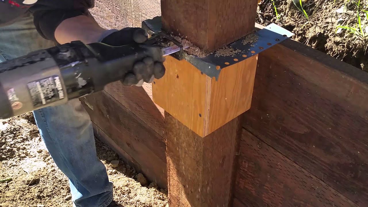 How to cut 6X6 fence post, done easy with a simple jig fixture.