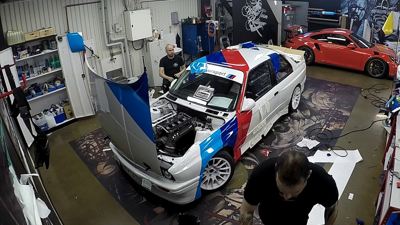 Classic BMW M3 -87, stripes and stickers