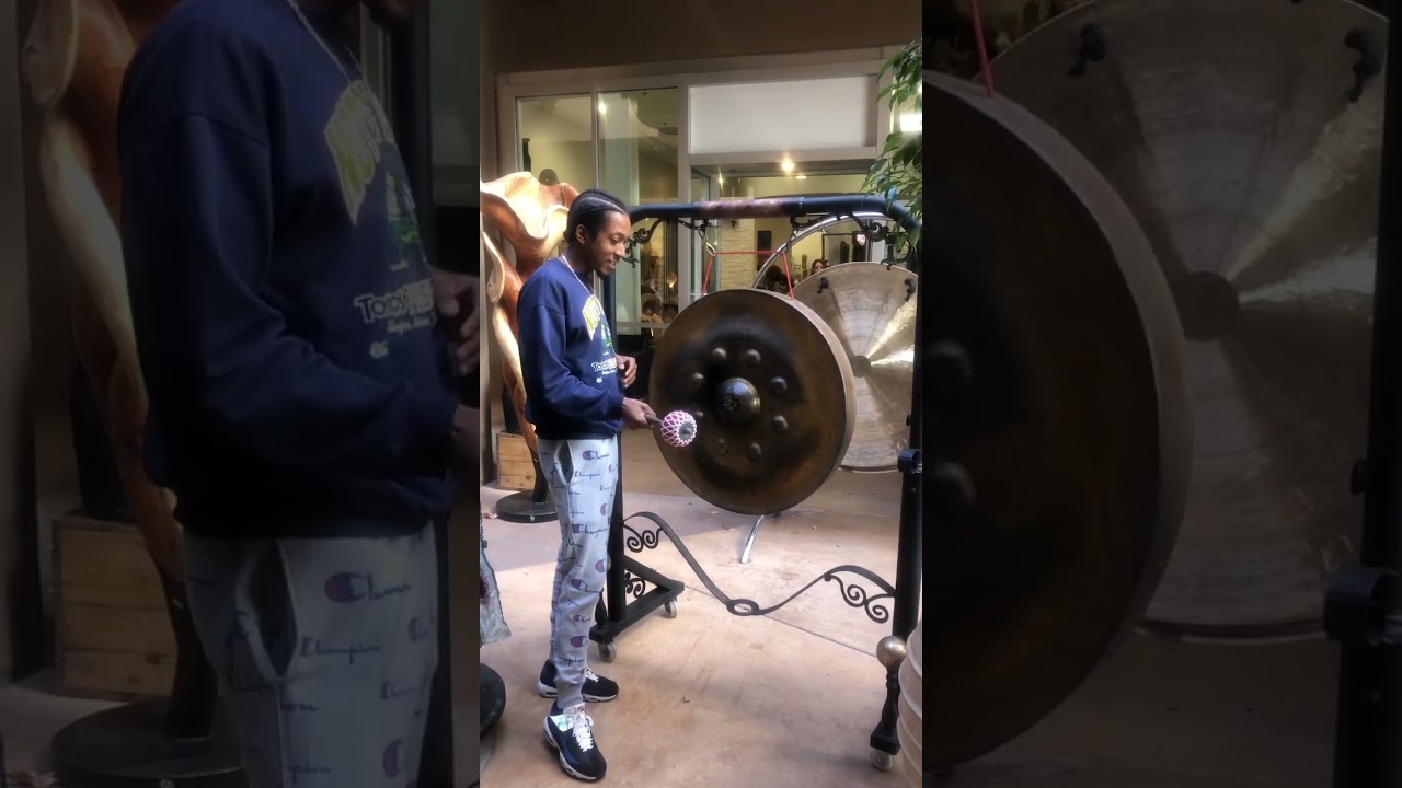 Check out this 1000 year old gong from Burma 🇲🇲 😯