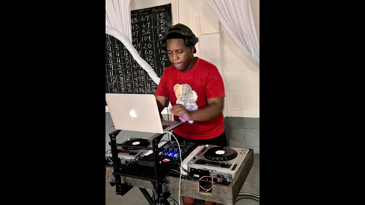 BUN STEAM 2 Ft Yowmultibass (Multi Bass) Steamy Mixtape