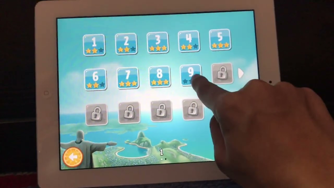 Angry Birds Rio HD 1.3.2 On iPad 2 iOS 4.3.2 Gameplay