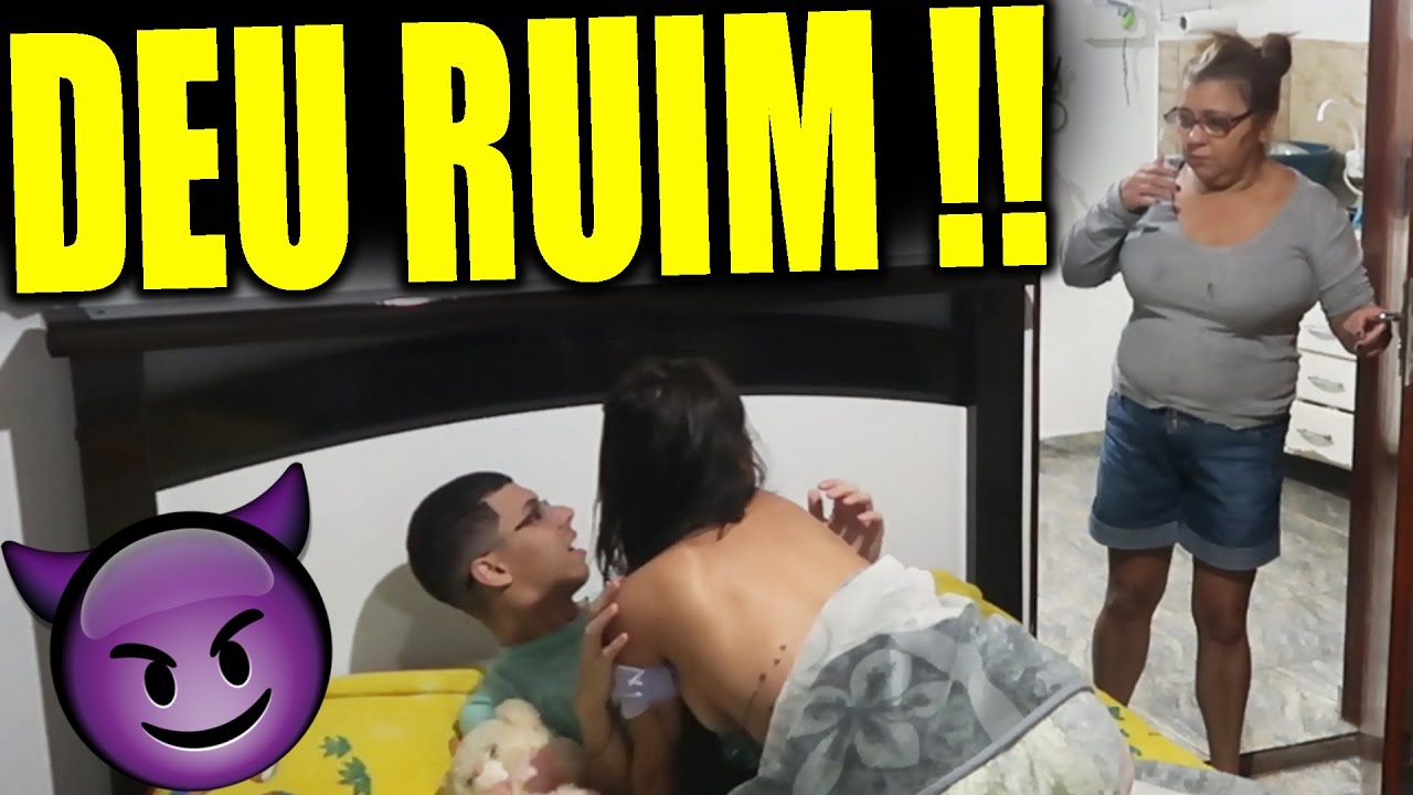 TROLLEI MINHA MÃE COM MINHA AMIGA NA CAMA E OLHA NO QUE DEU...( MELHOR TROLLAGEM )
