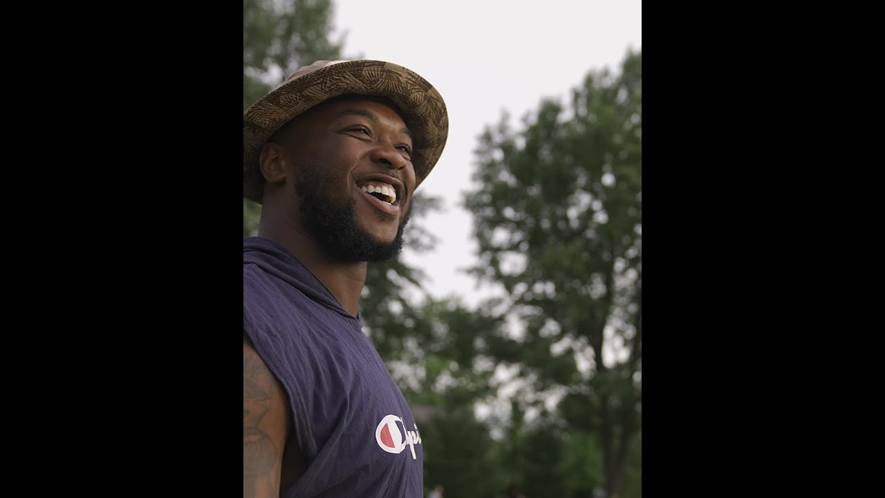 Illini Football | Kendall Smith and Jamal Woods Coach Flag Football