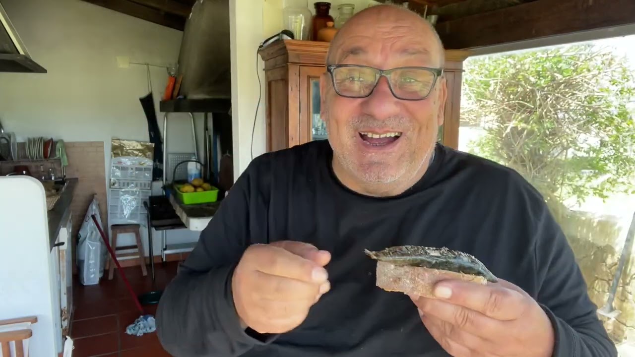 Vários estilos para comer sardinha assada