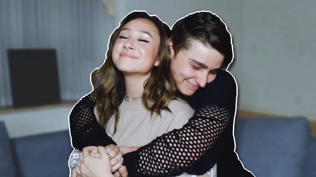 TAKING A BOYFRIEND & GIRLFRIEND COMPATIBILITY TEST PT. 2!!