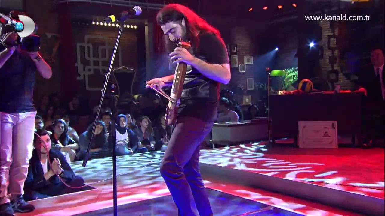 Selçuk Balcı - Deniz Üstünde Fener (Beyaz Show canlı performans)