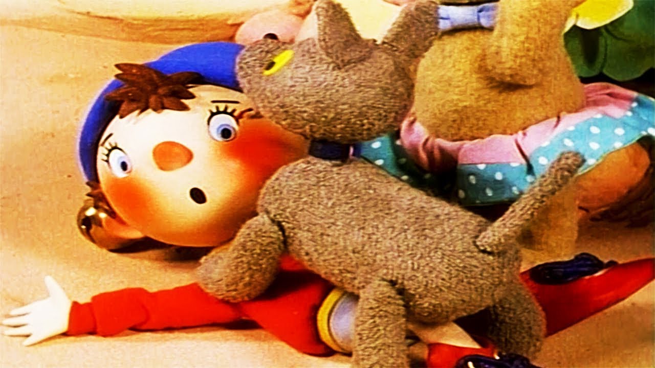Noddy's Toyland Adventures | Noddy's New Friend | English Full Episode | Old Videos For Kids