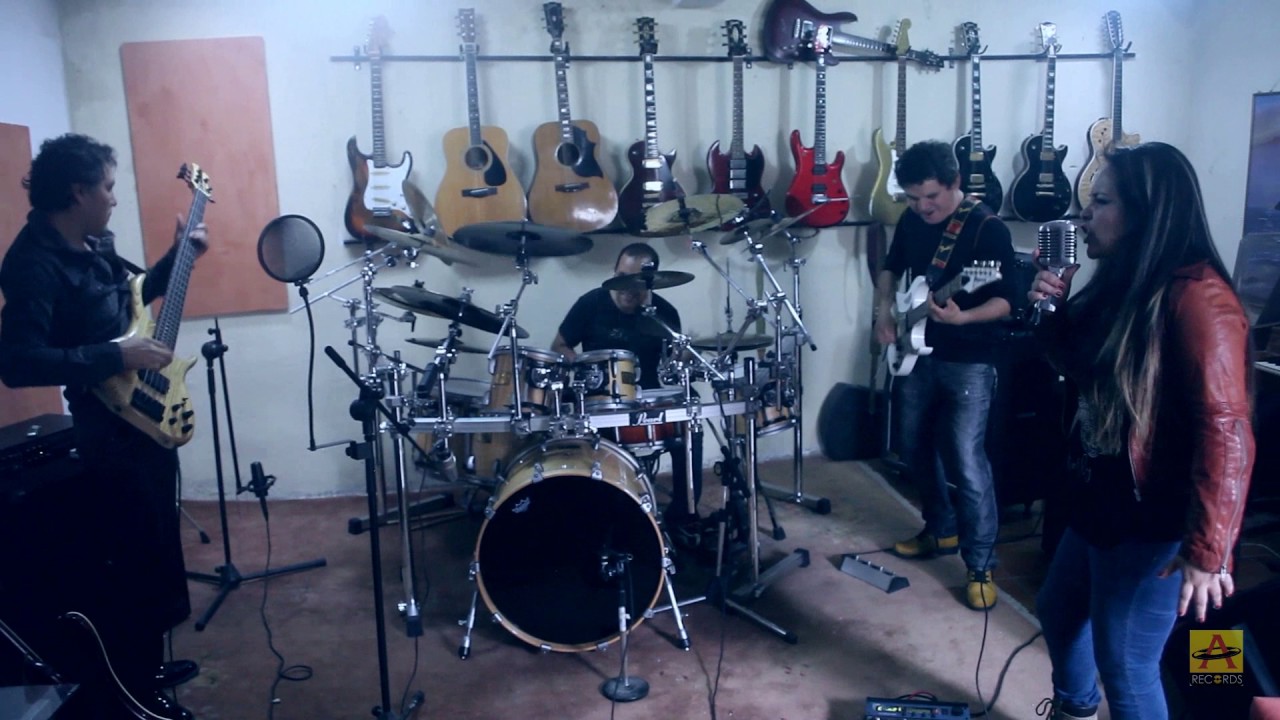 Sangre Inocente - Fantasmas ¨Studio Session¨